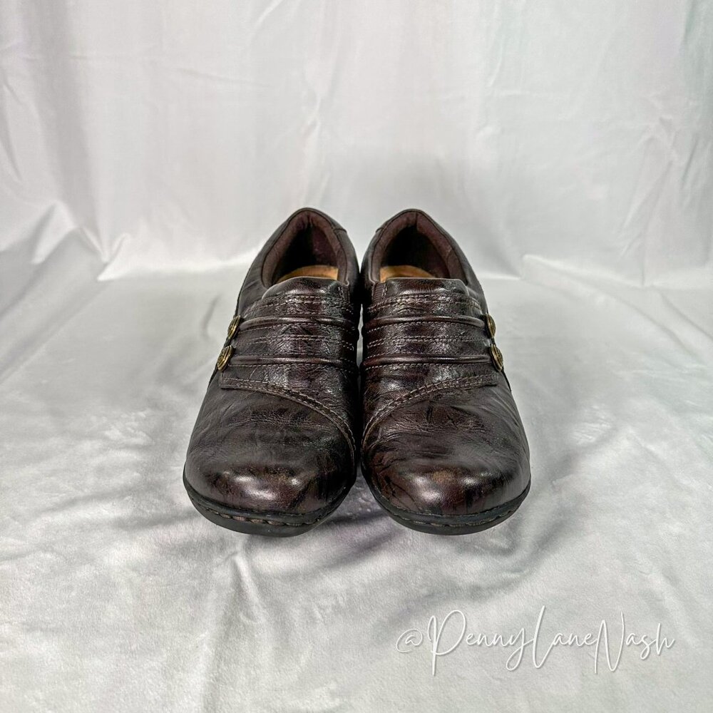 Clarks Collection Leather Soft Cushion Slip On Loafer  Clogs - Picture 2 of 10